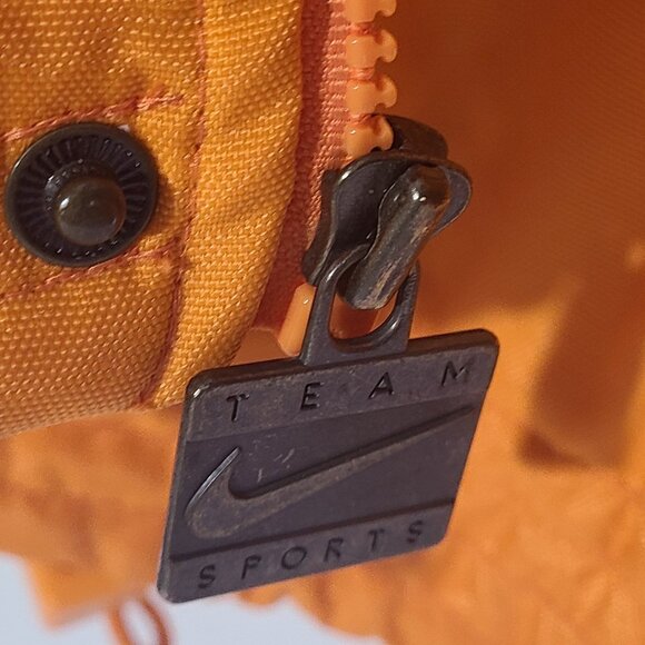 Vintage Nike Team Sports Tennessee Vols Orange/White XL Men's Puffer Jacket EUC - Picture 6 of 8